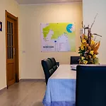 Like At דירה