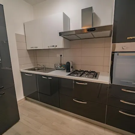 Apartment Like At *