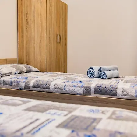 Apartment Like At
